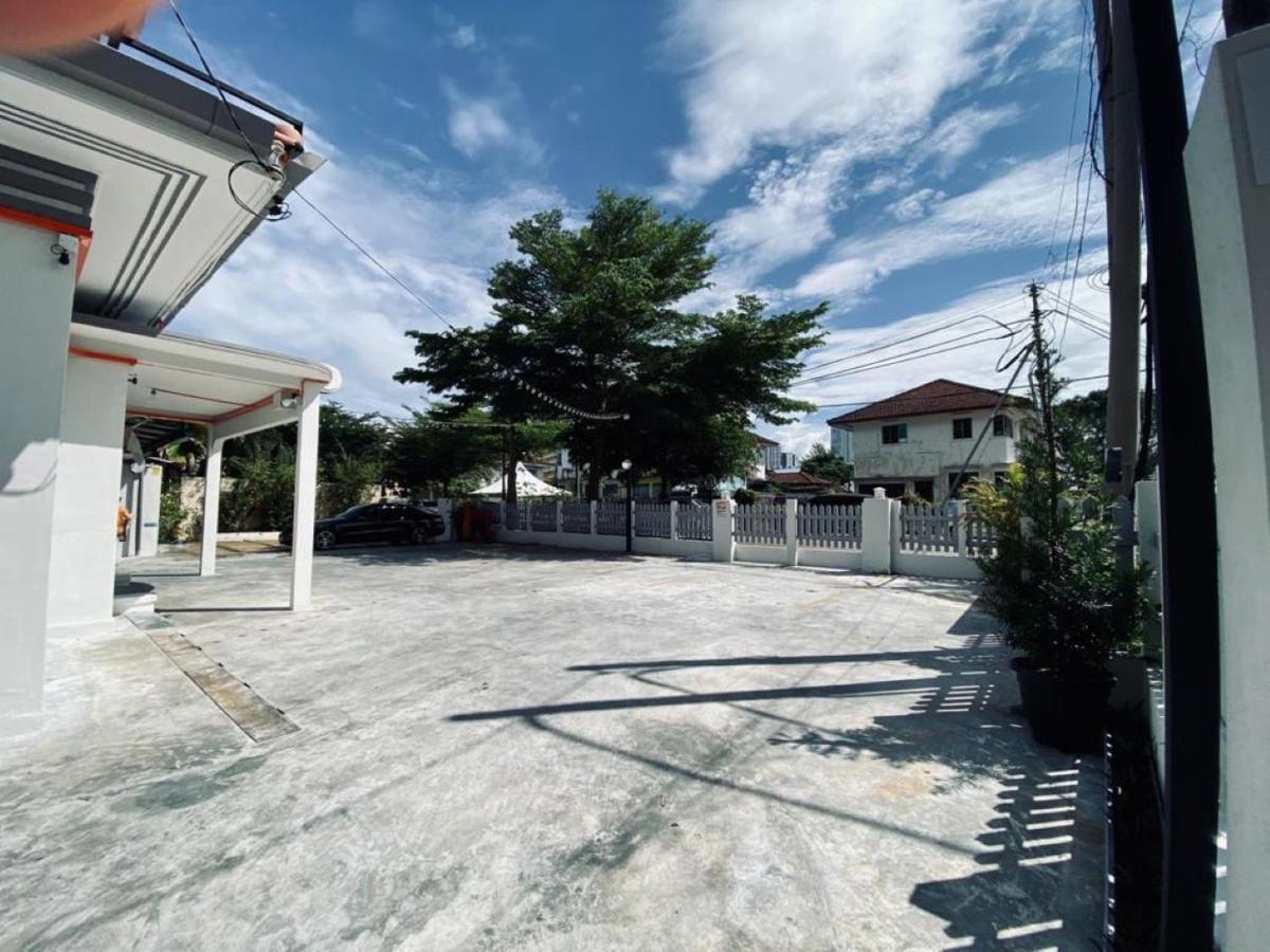 Ardour Lodge "A" Wing Tandzsung Bungah Kültér fotó